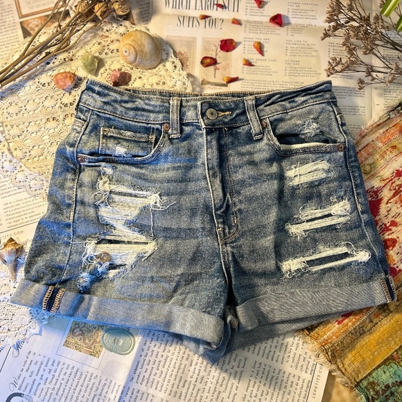 American Eagle distressed denim short - Picture 1 of 3